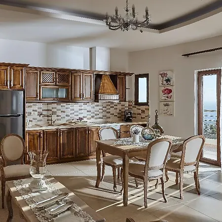 Orelia Cretan & Deluxe