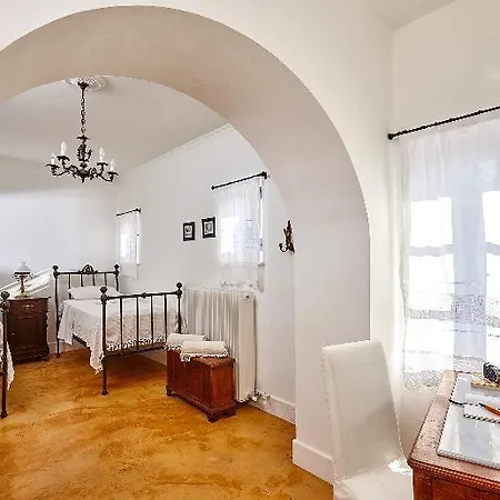 Orelia Cretan & Deluxe Holiday home
