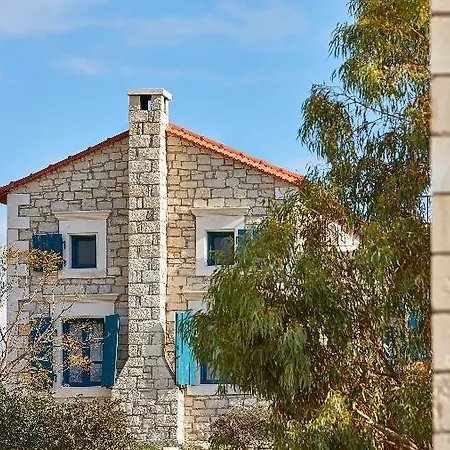 Orelia Cretan & Deluxe * Kamilari